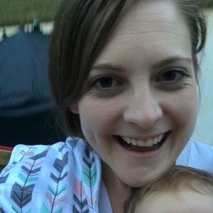 Meet your Posher, Maura